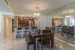 Lovely 2/2 condo at Clearwater Beach! 802 - Image 3
